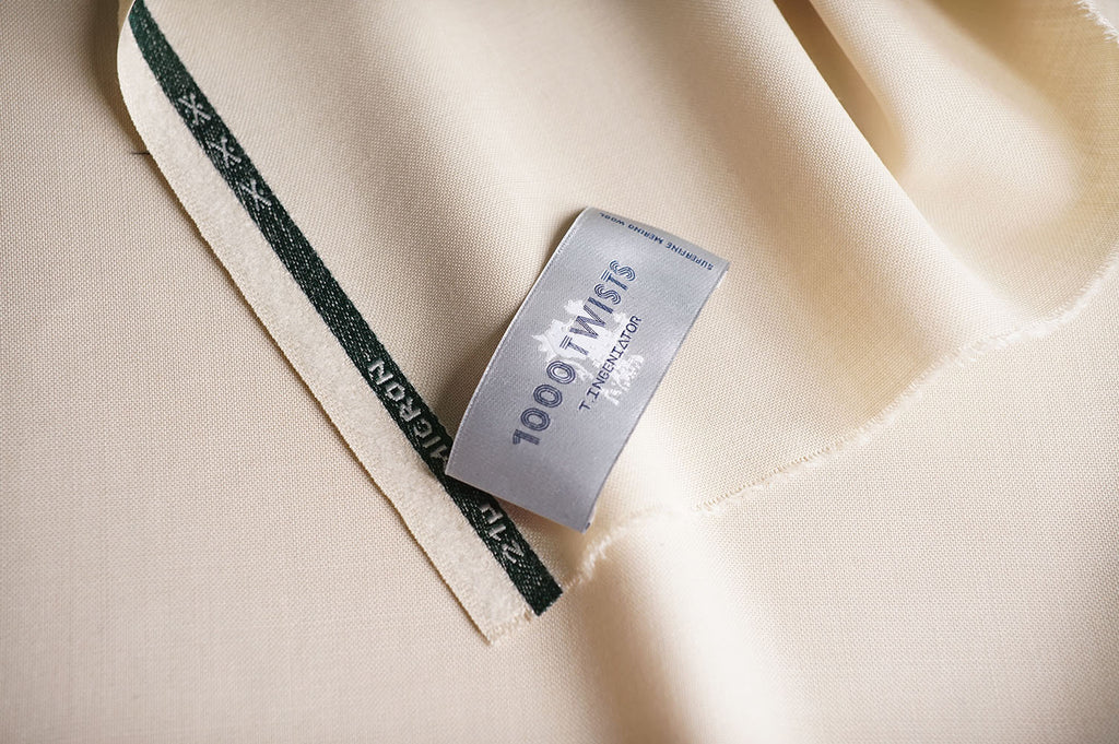 T7313 fabric swatch — Ivory , 290 gsm, Draperì Corsini