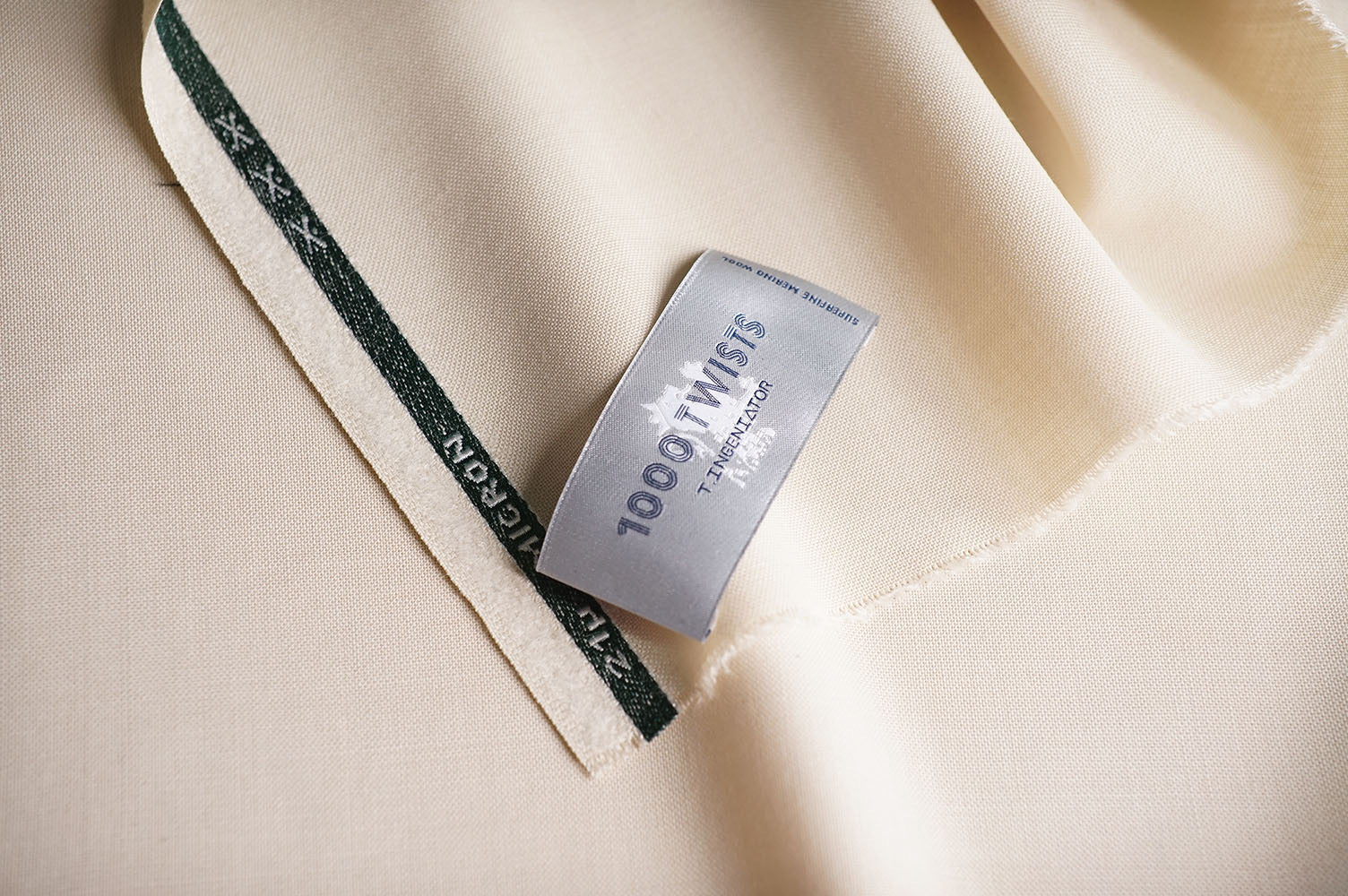 T7313 fabric swatch — Ivory , 290 gsm, Draperì Corsini