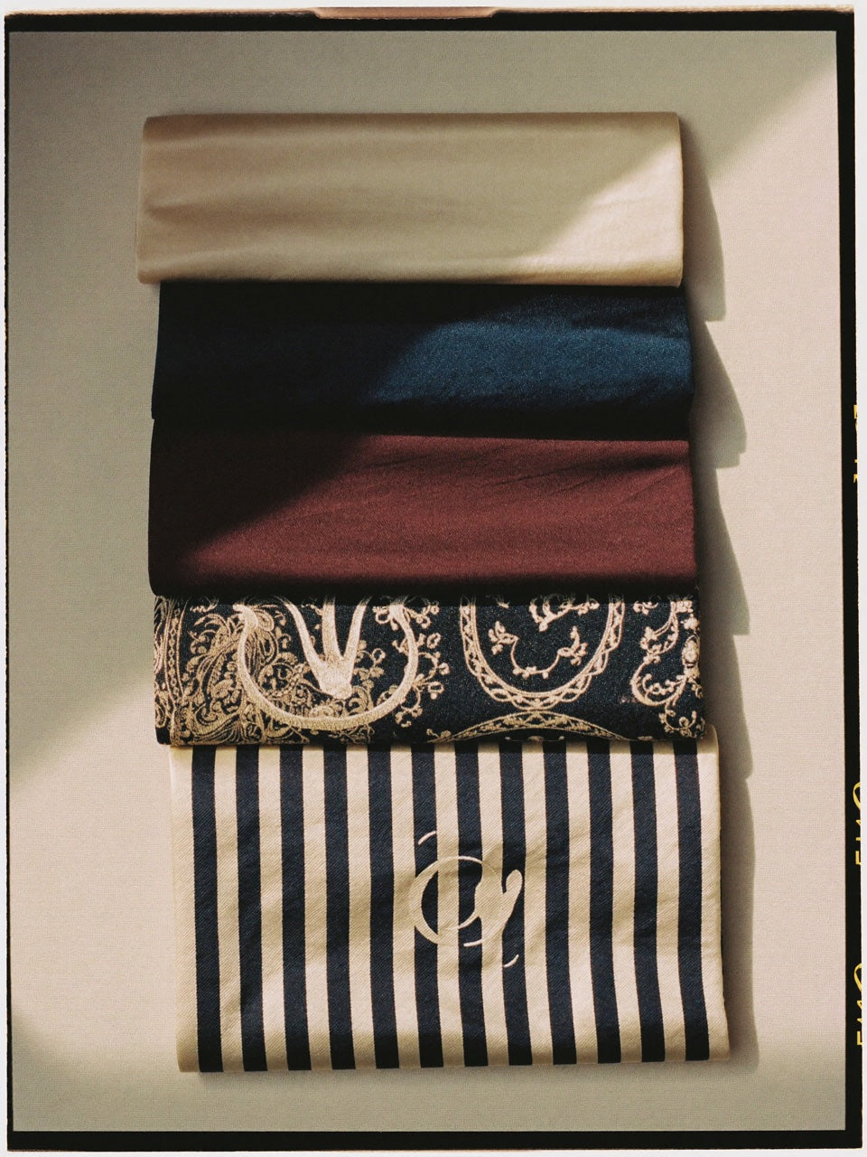 sec-cust-lining.jpg